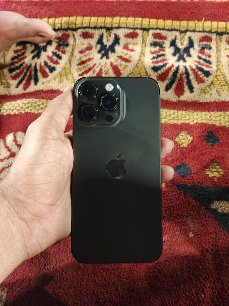 Apple iPhone 14 Pro Max 4