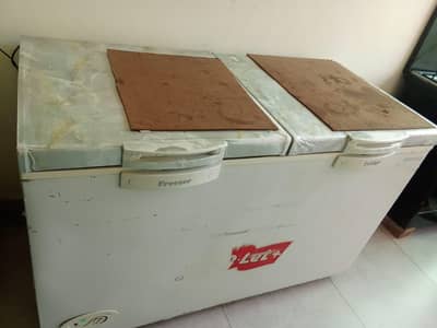 Weaves freezer