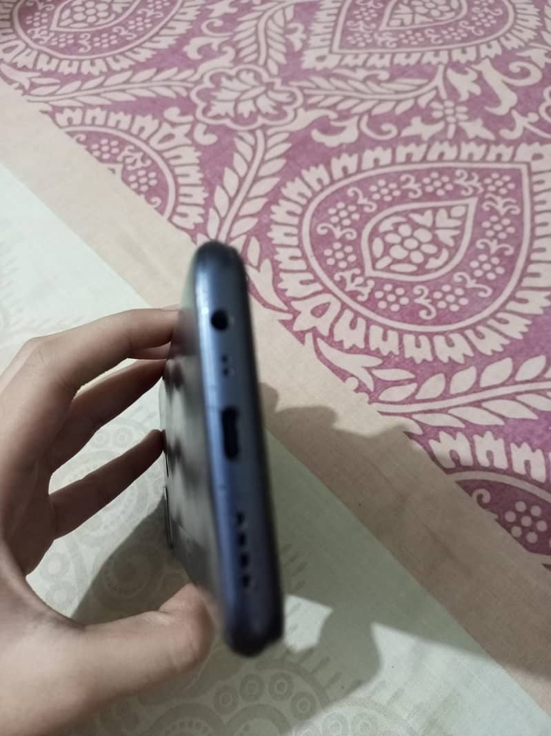 Realme C25 - Mobile Phones - 1120915711