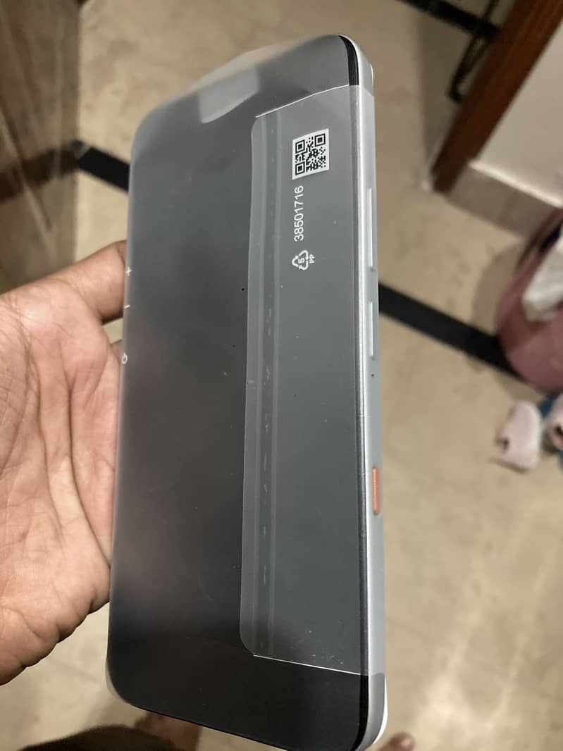 Infinix Hot 70 - Mobile Phones - 1120915722