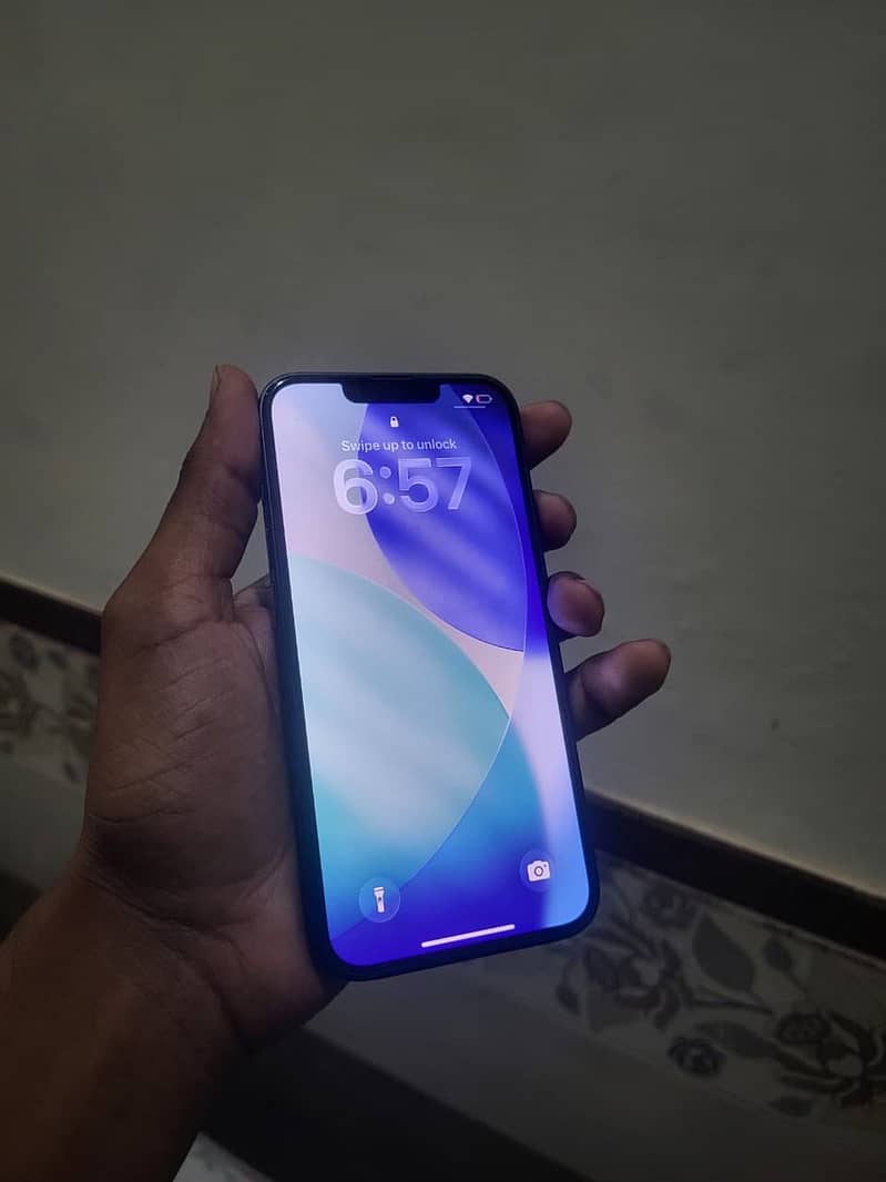 Apple iPhone 14 7
