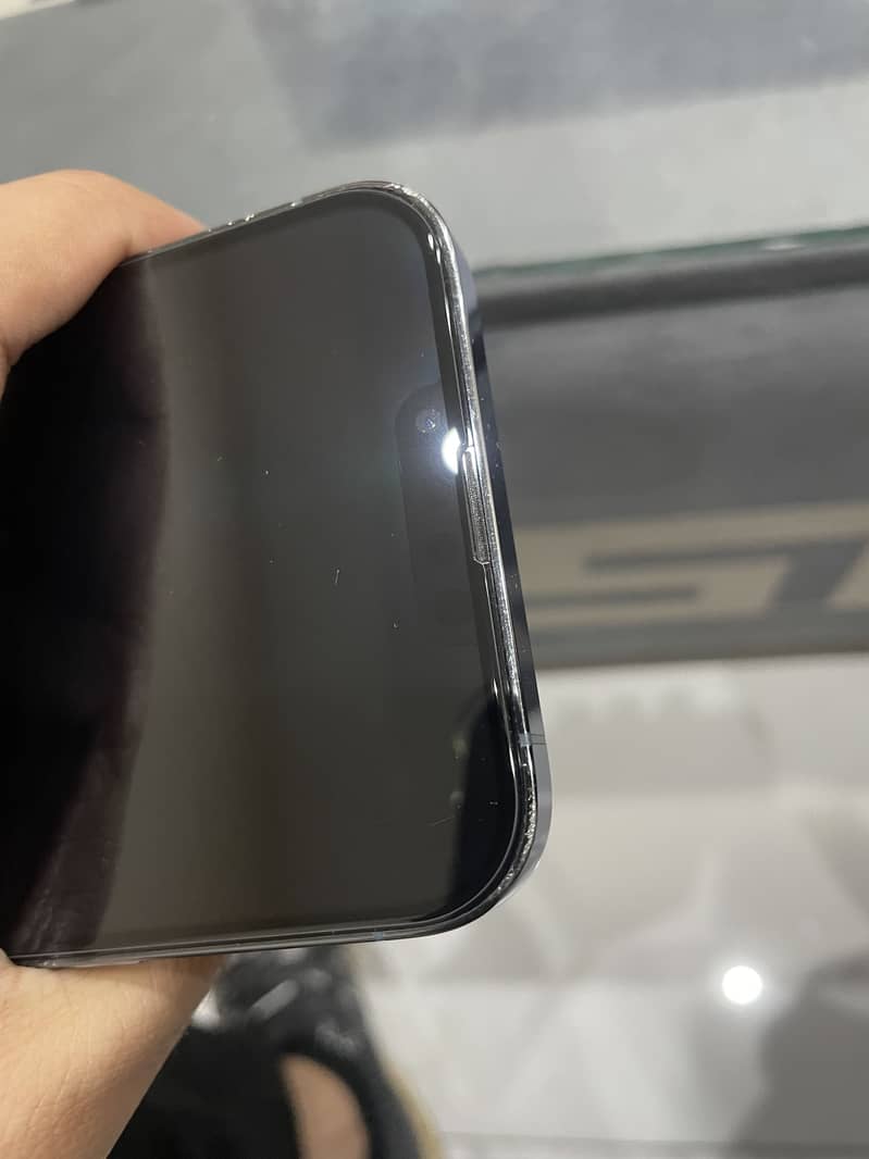 Apple iPhone 13 Pro Max 5