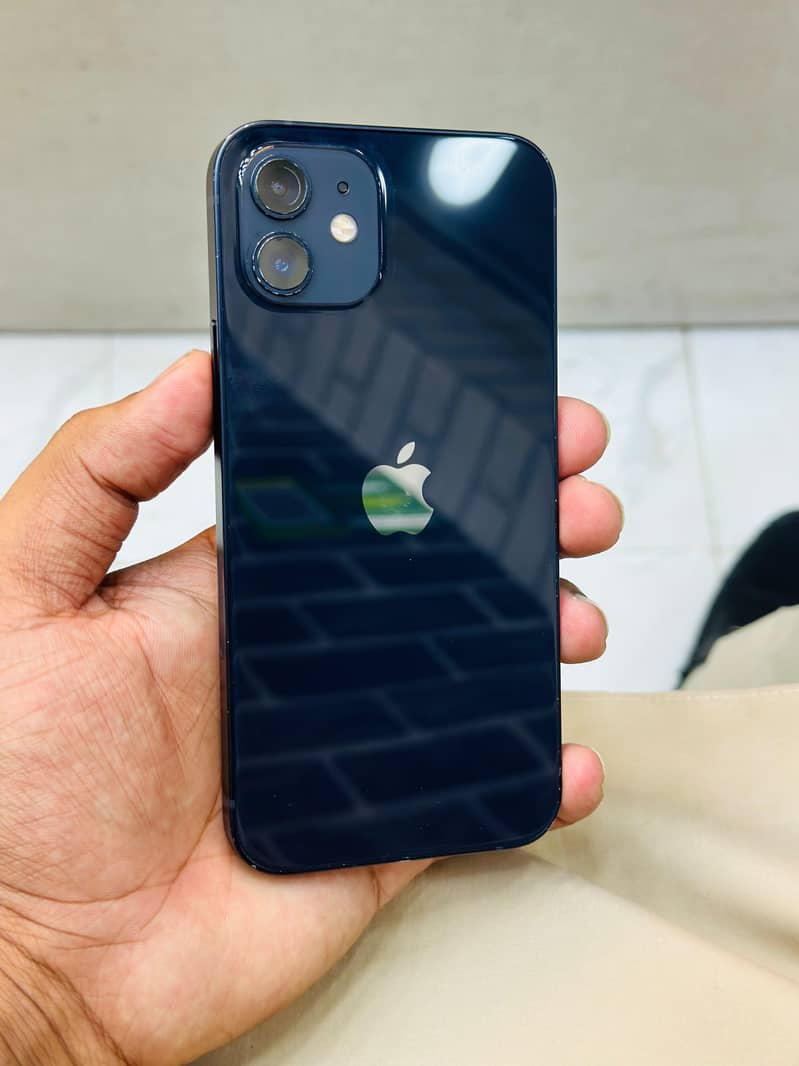 Apple iPhone 12 jv 0