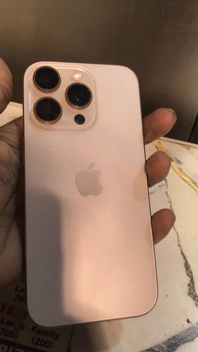 Apple iPhone 16 Pro
