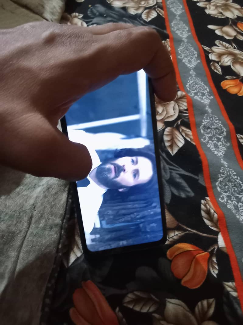 Samsung Mobile A10S 1