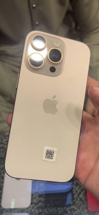 Apple iPhone 16 Pro jv