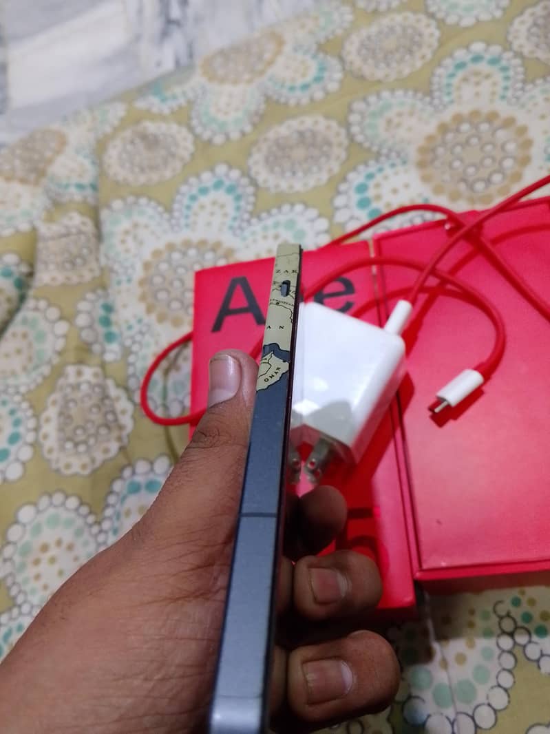 One Plus Ace 5 4