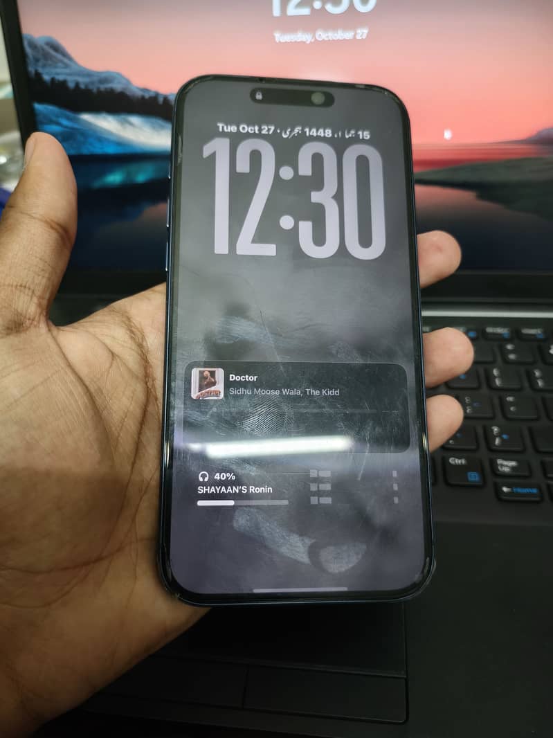 Apple iPhone 17 Pro Max FU 4