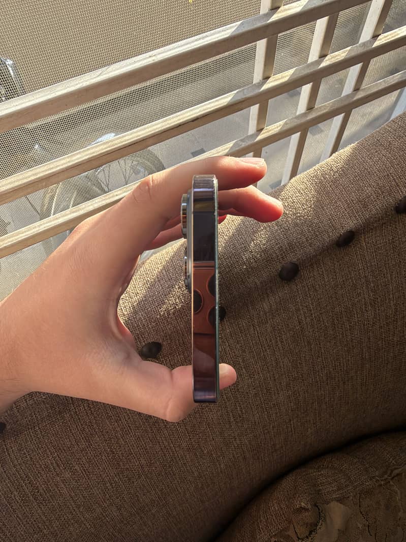 Apple iPhone 14 Pro Max 5