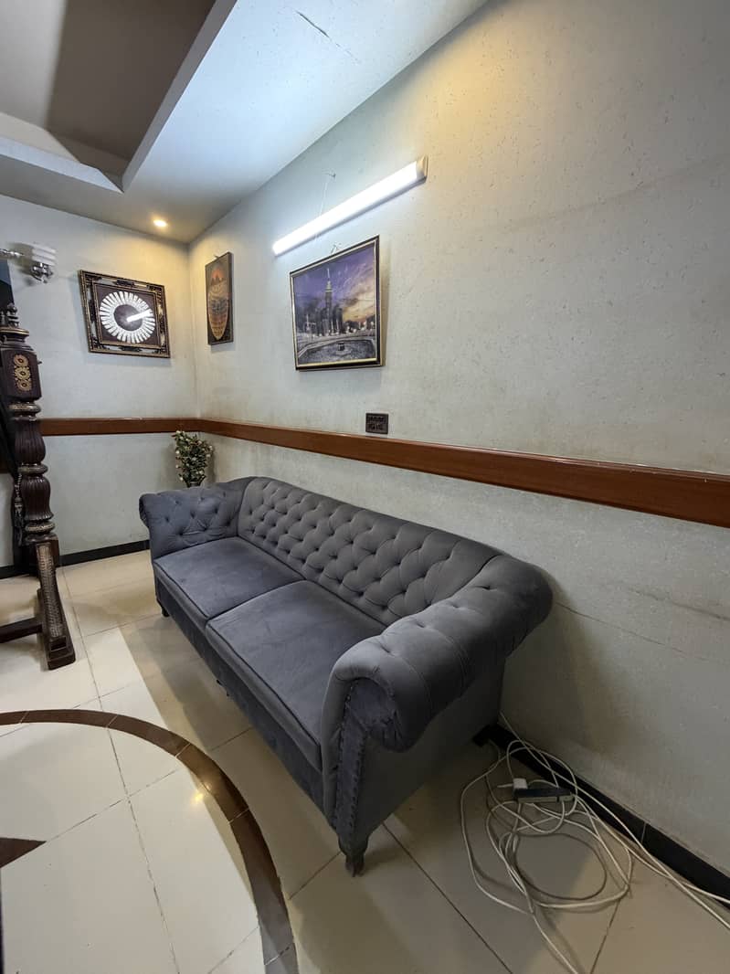 Looks like a brand new sofa set 5 seater only 2 months old - Sofas ...