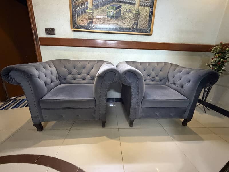 Looks like a brand new sofa set 5 seater only 2 months old - Sofas ...