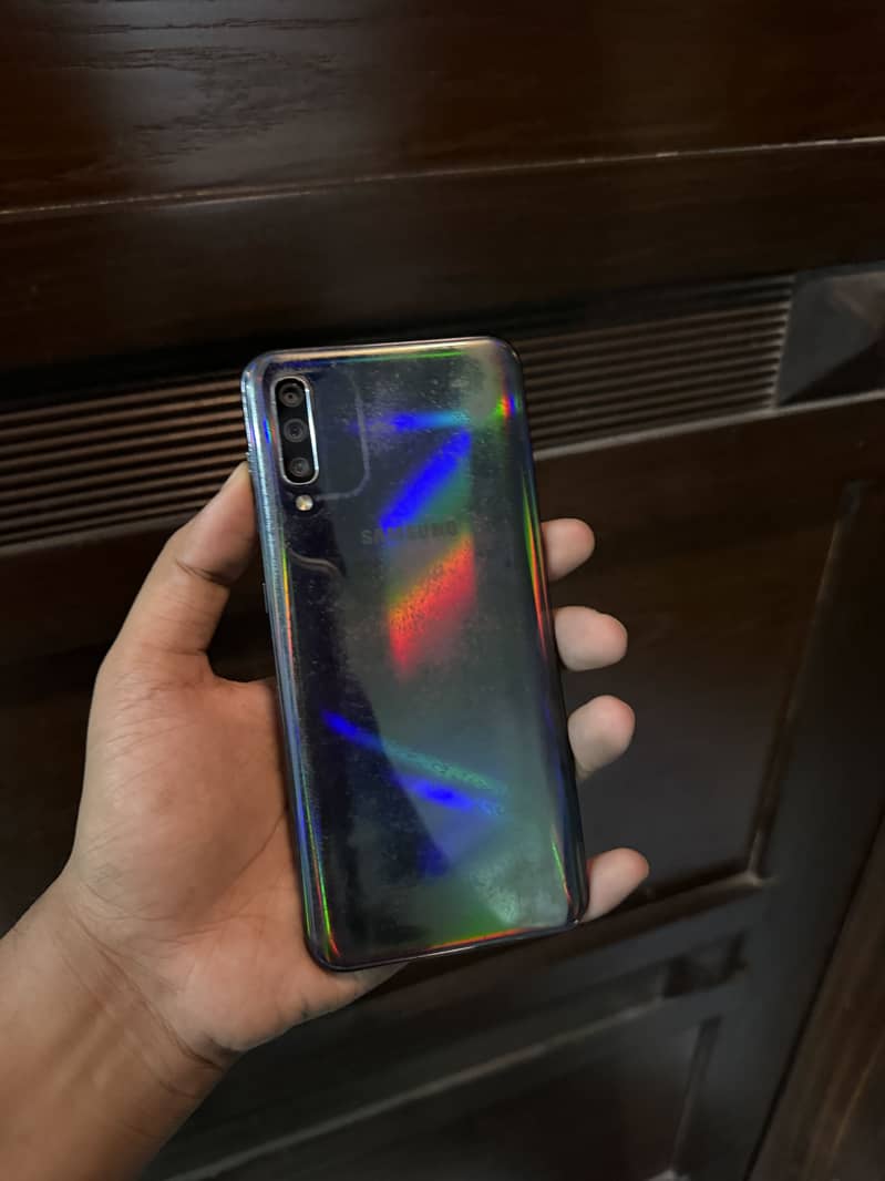 Samsung Mobile A50 0