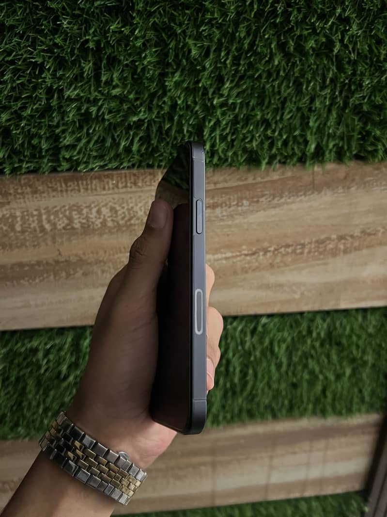 Apple iPhone 12 jv 4