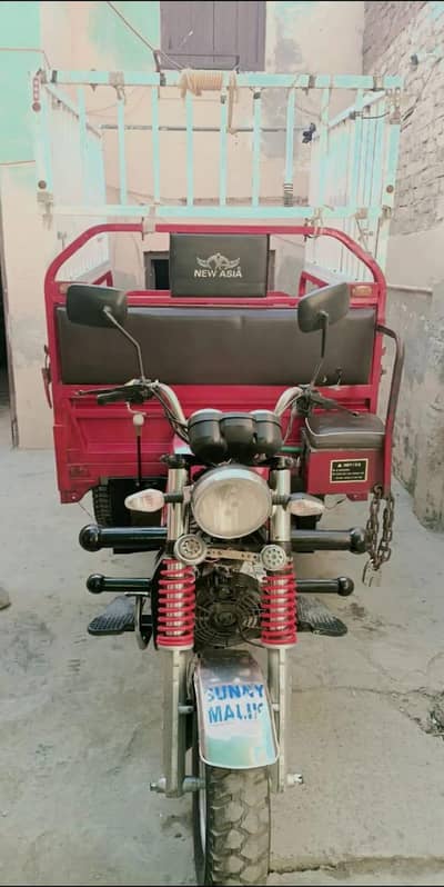 urgent sale good condition  rickshaw. contact only call 03211122108
