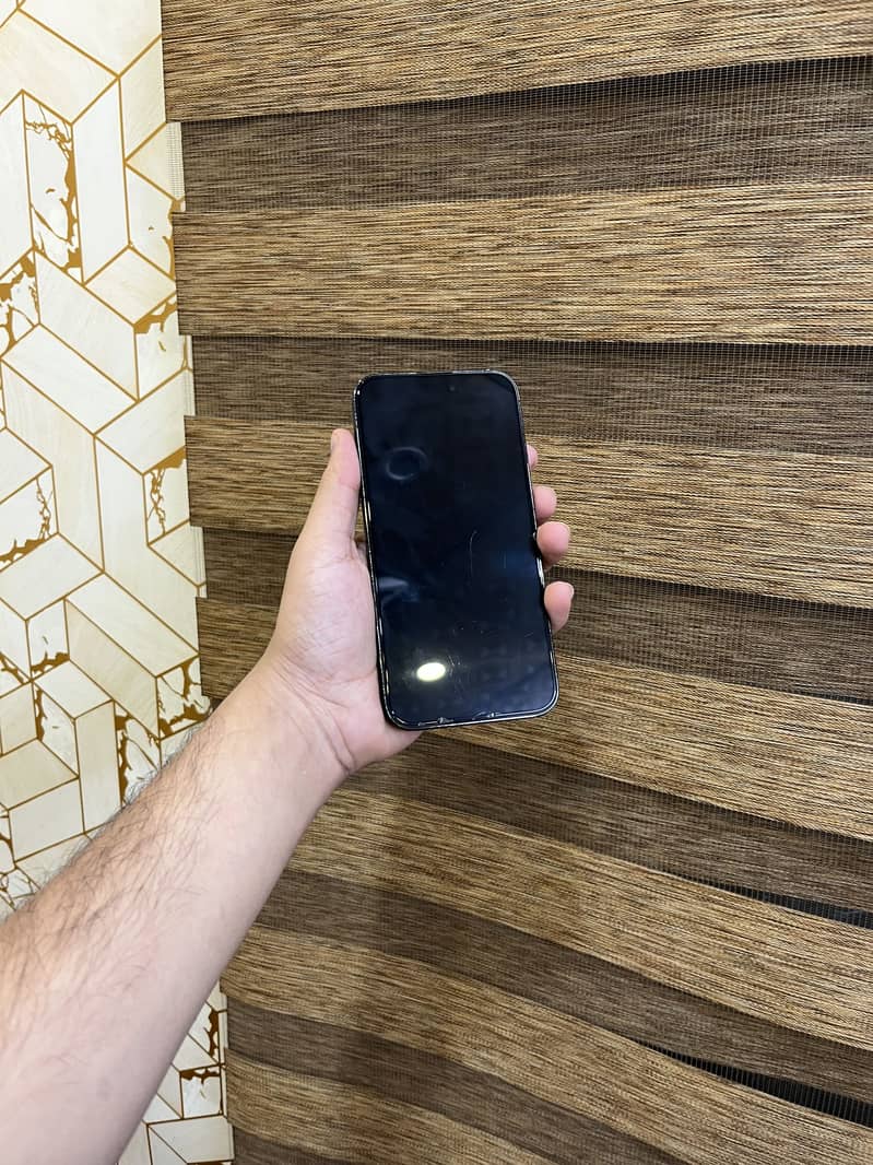Apple iPhone 14 Pro Max 5