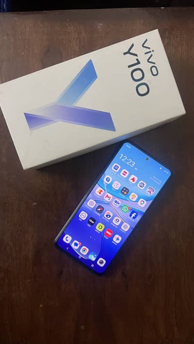 Vivo Y100