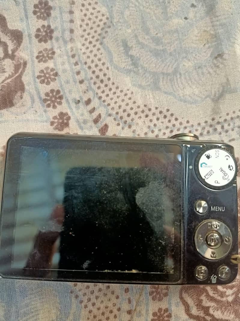 Samsung PL150 3