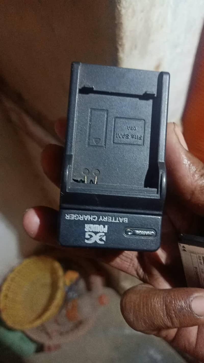 Samsung PL150 4