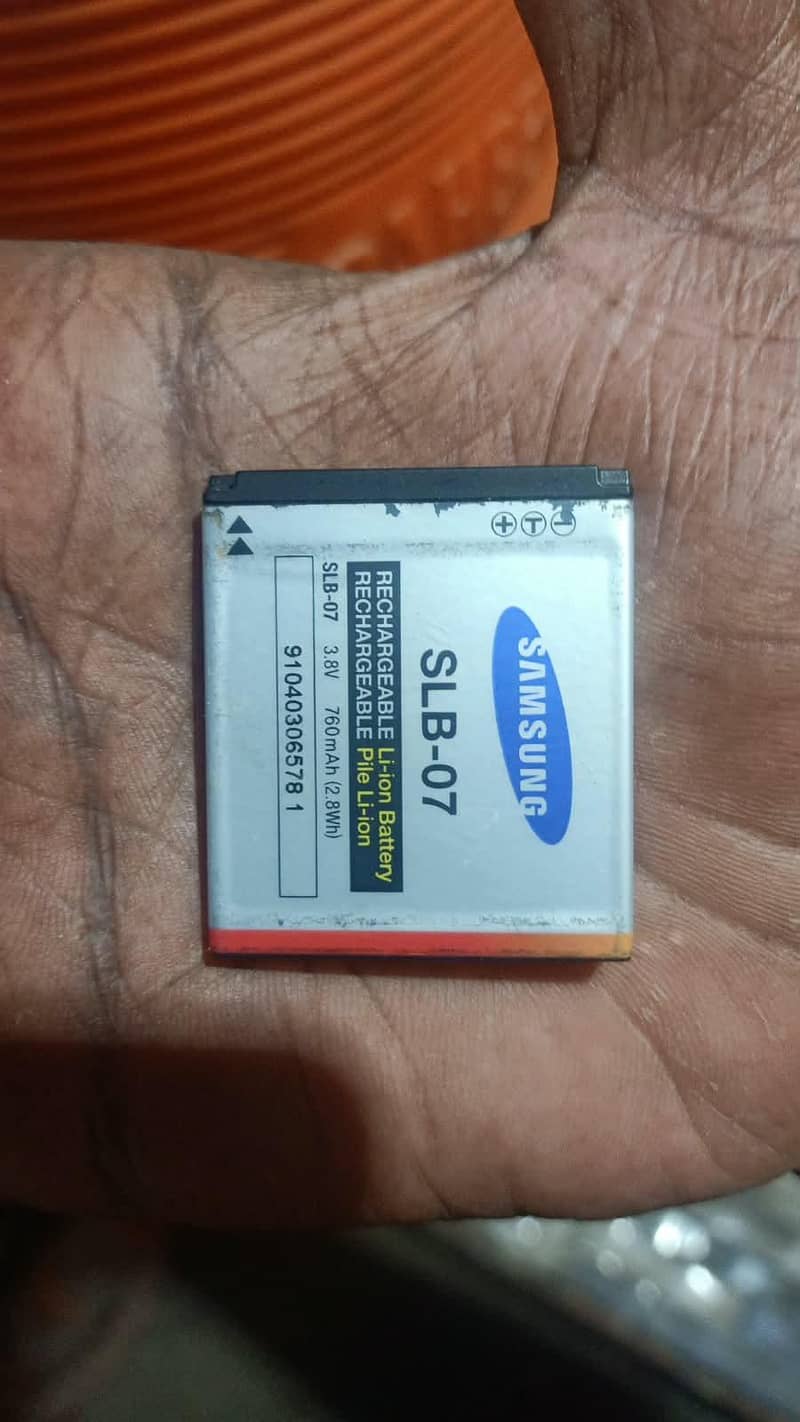 Samsung PL150 6