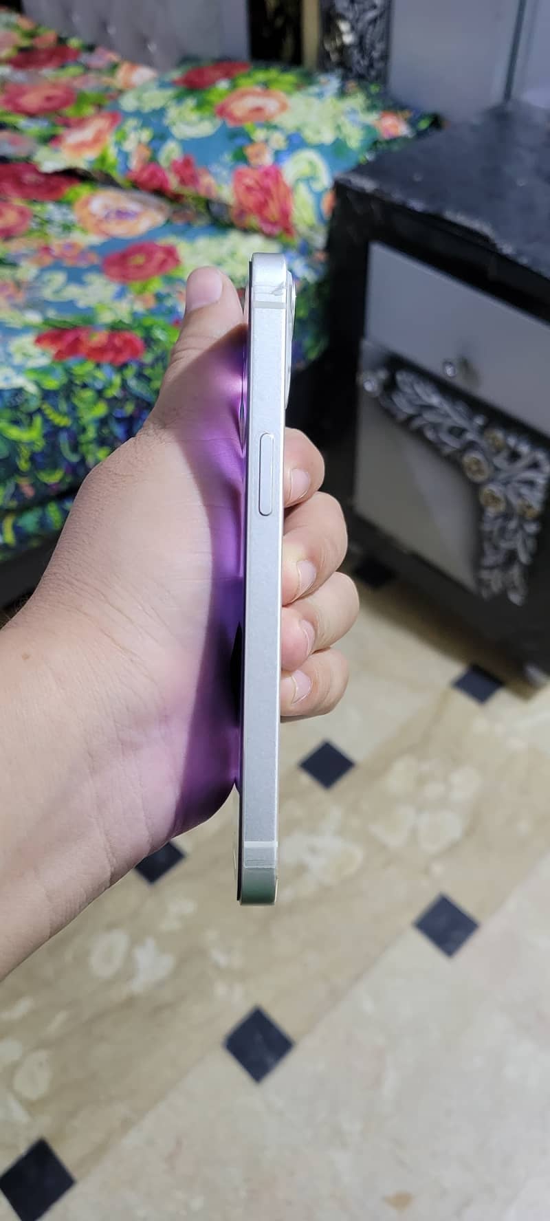 iPhone 13 5
