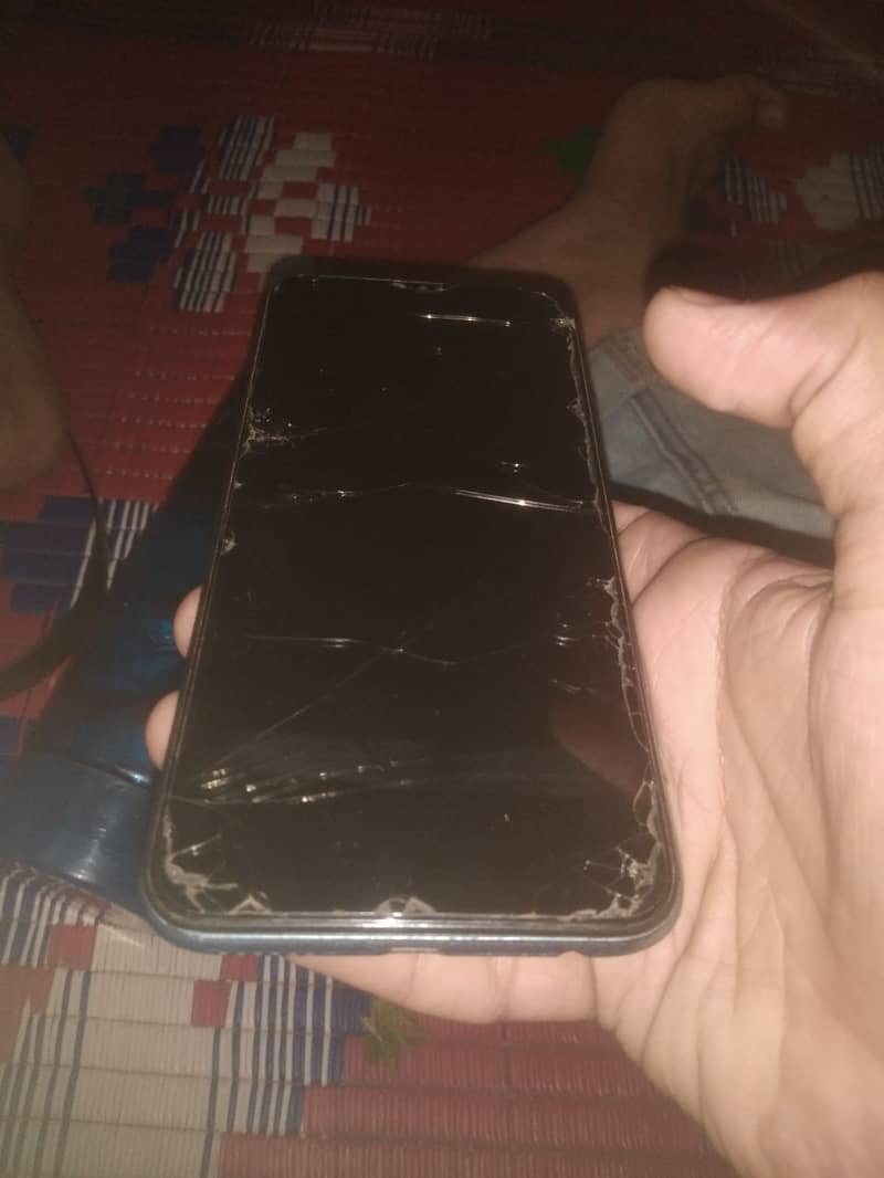 Tecno Spark 4 0