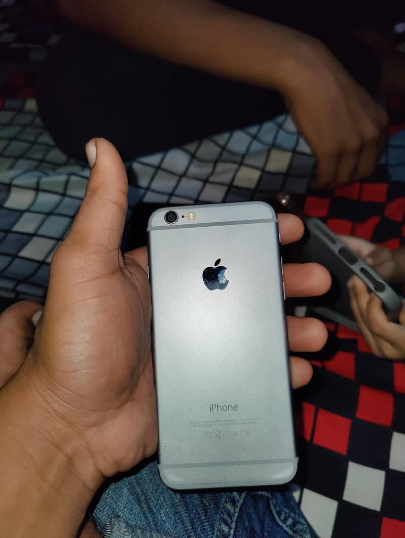 Apple iPhone 6 5