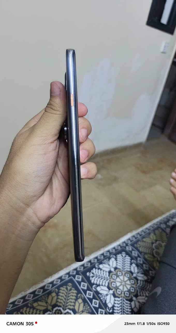 Tecno camon 40pro 1