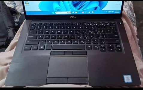 Dell 5400 Core i5 8th Gen 8gb/256gb windows 11