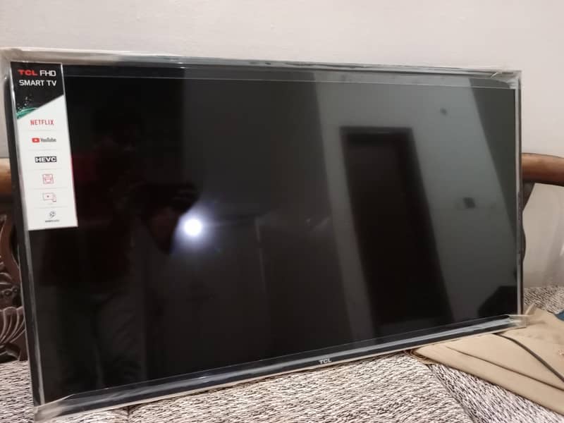 TCL Android Smart LED 6
