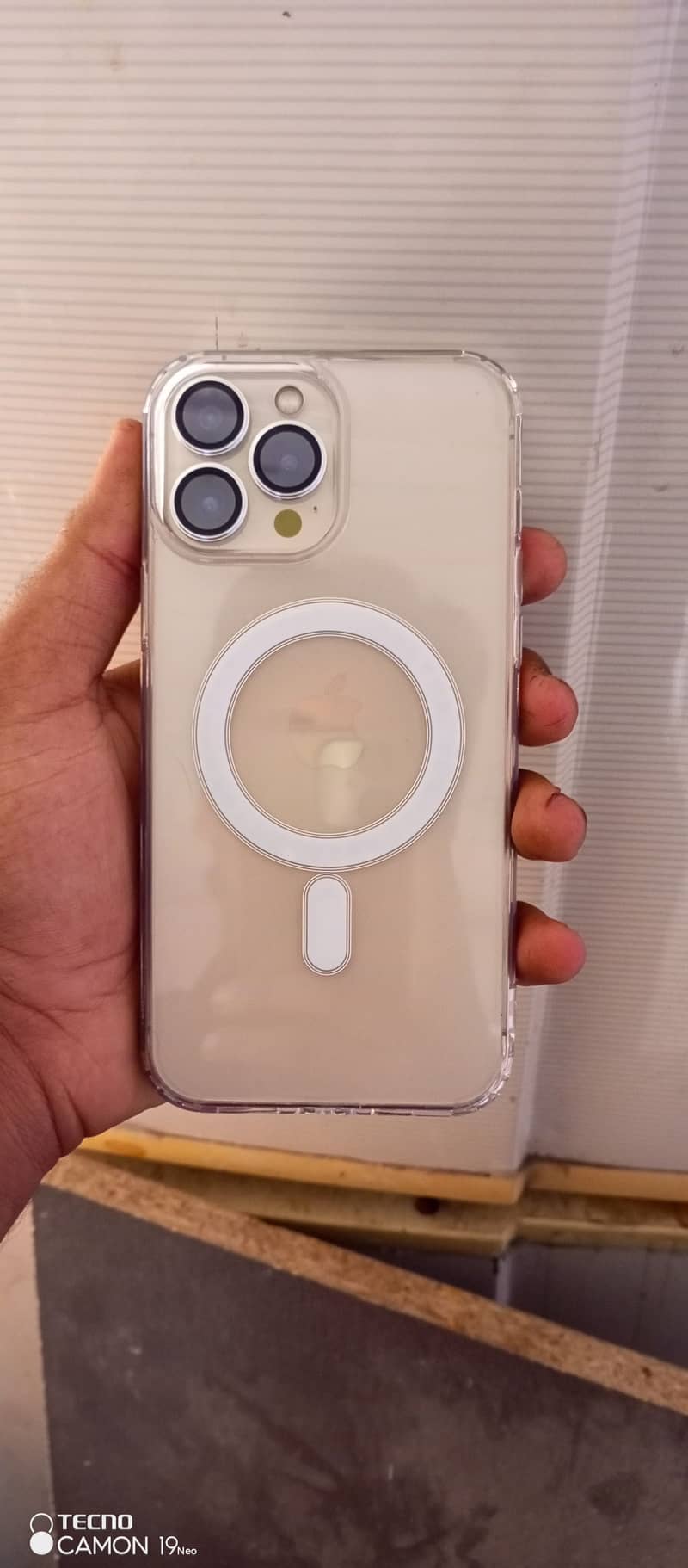 Apple iPhone 13 Pro Max 1
