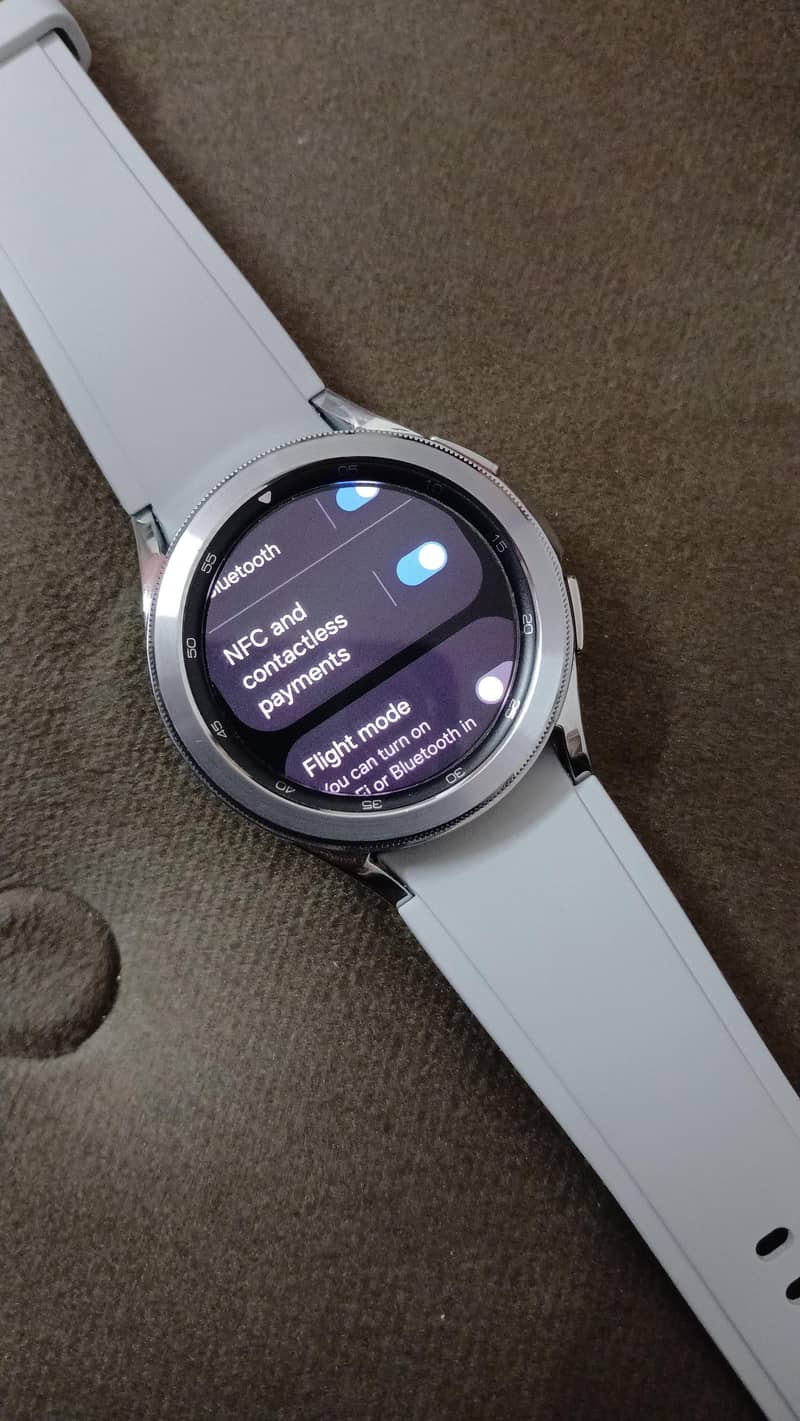 Samsung Watch 4 Classic 42mm New - Smart Watches - 1120916535