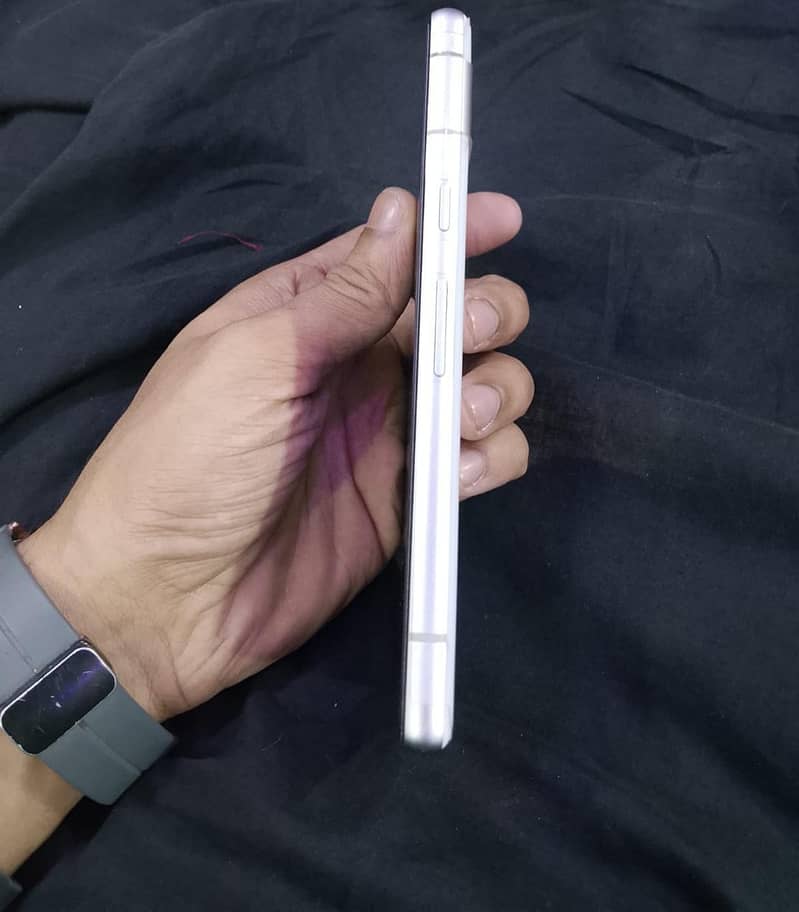 Google Pixel 7a 3