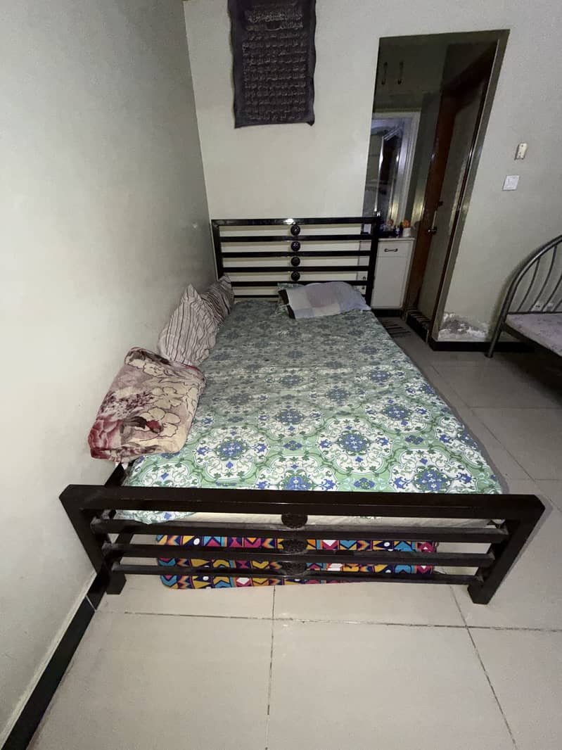 Single bed condition is good 1