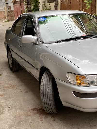 Toyota Corolla XE 2001