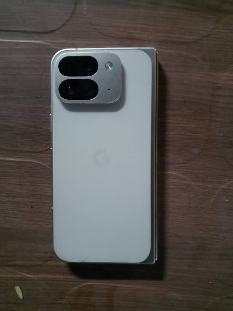 Google Pixel 8 Pro fold 0