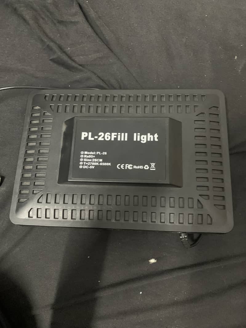 PL-26 Fill Light 5
