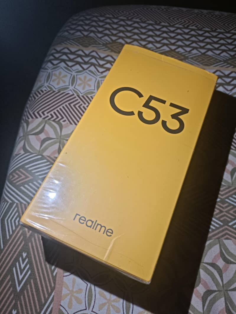 Realme C53 0