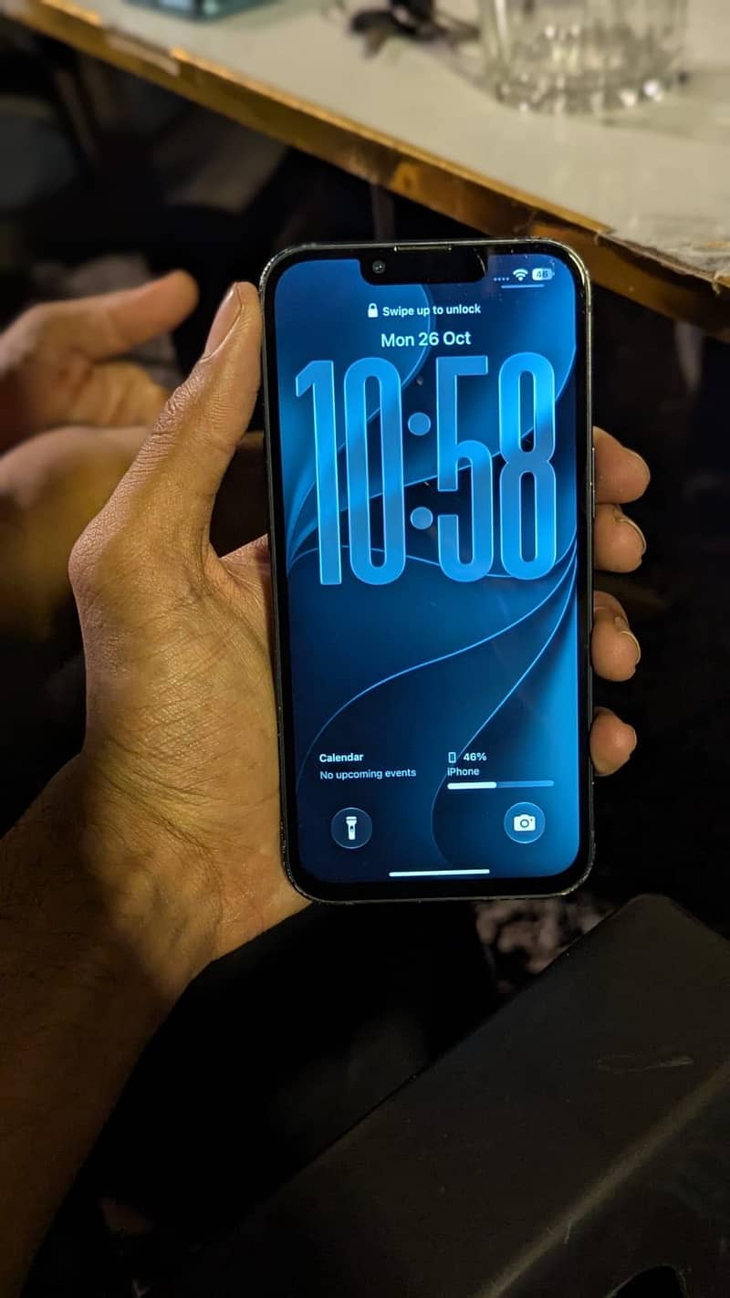 Apple iPhone 13 (Read Description). 1