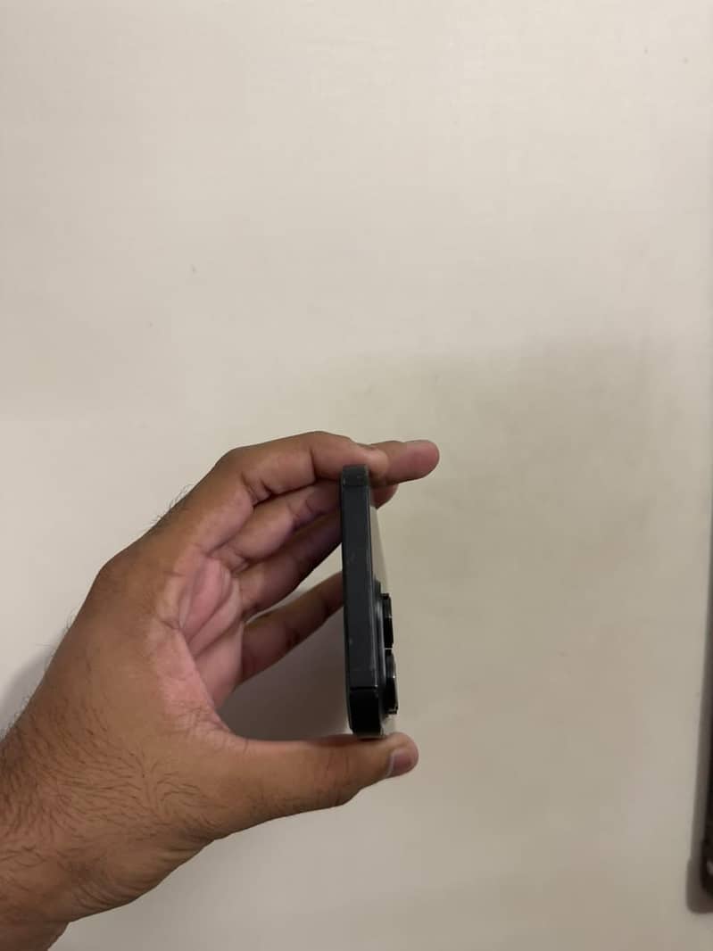 Apple iPhone 14 Pro Max 6
