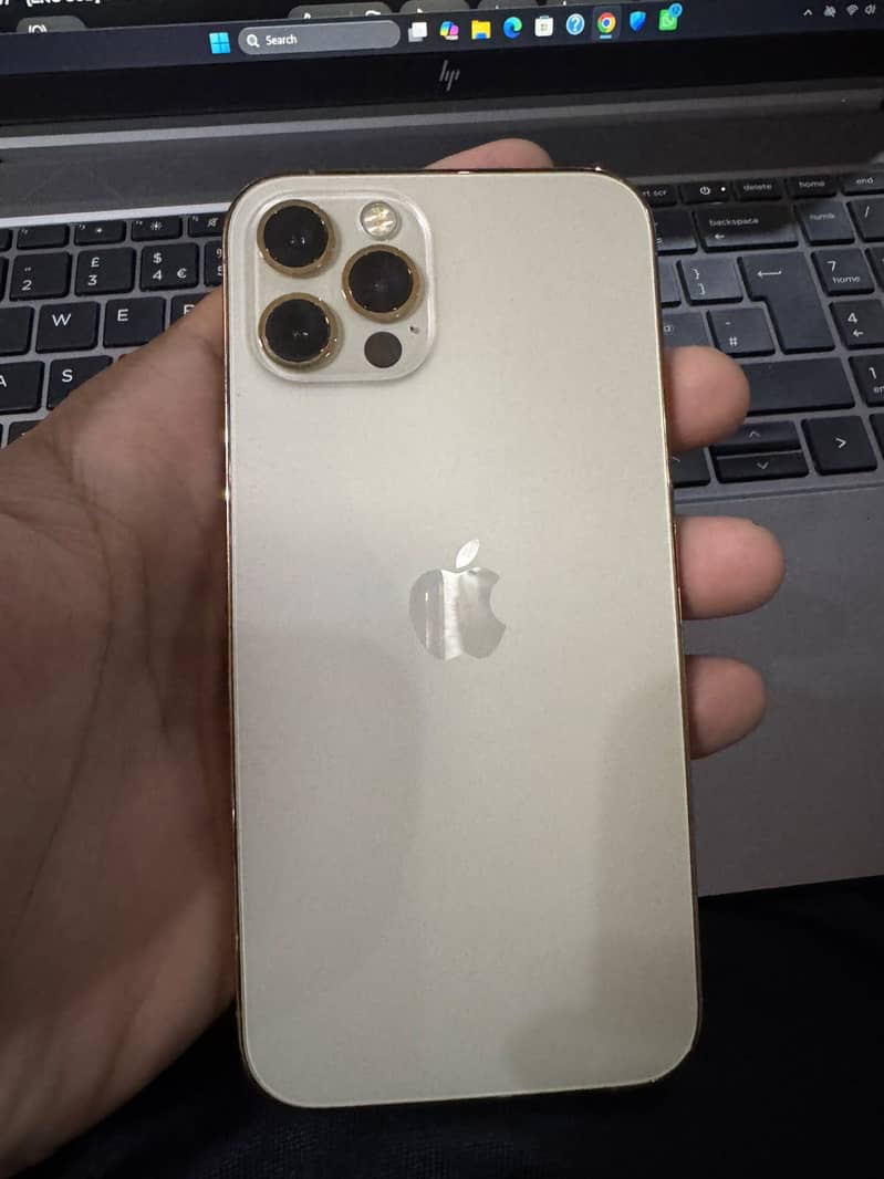 Apple iPhone 12 Pro 2