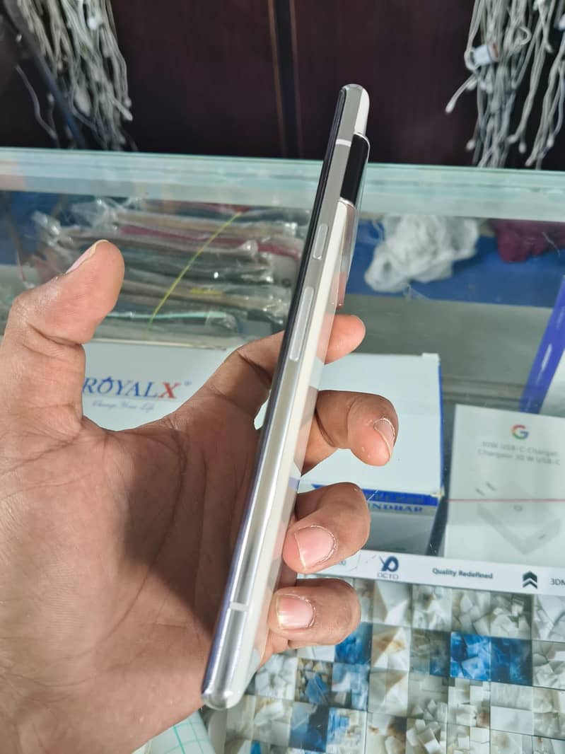 Google Pixel 6 Pro 6