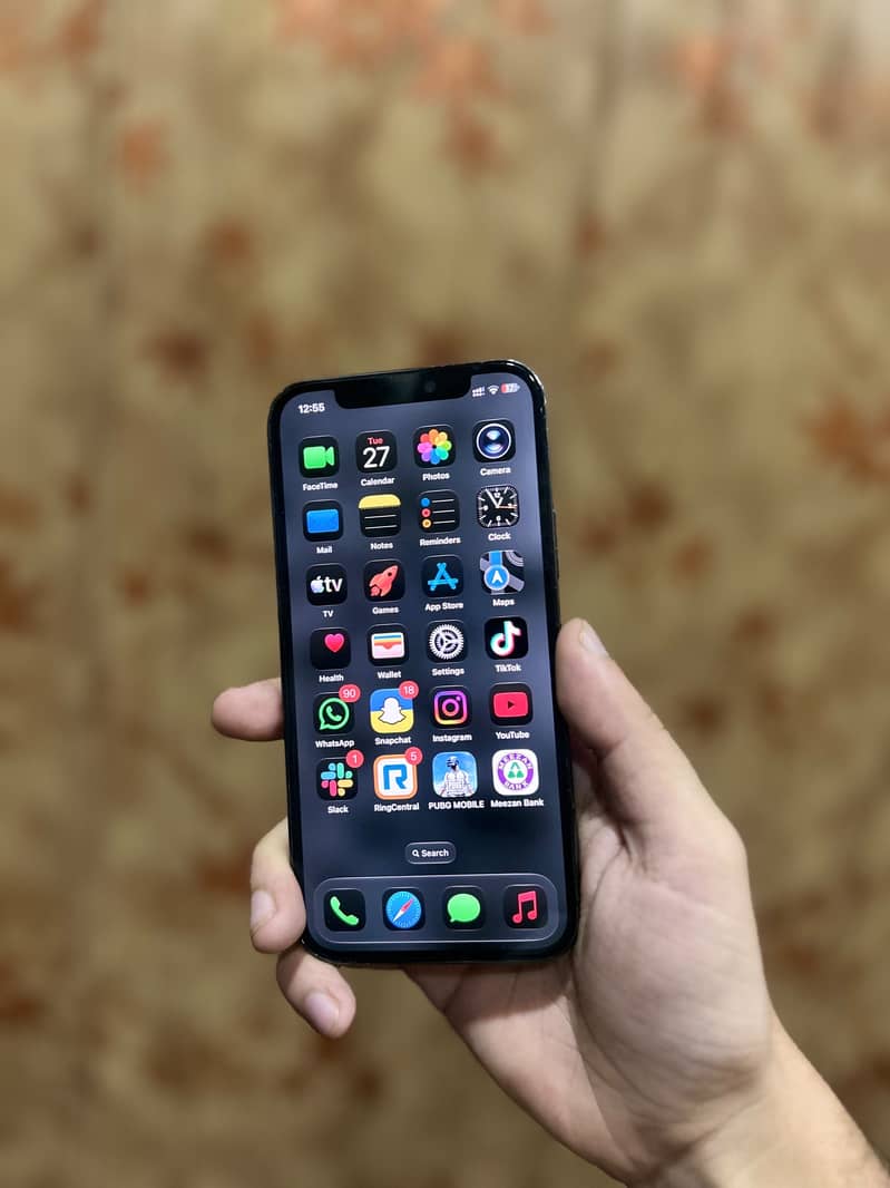 Apple iPhone 12 Pro 2