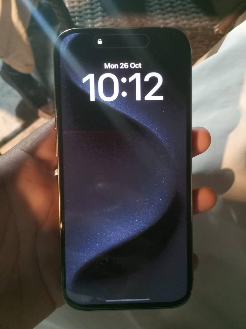 Apple iPhone 15 Pro 0