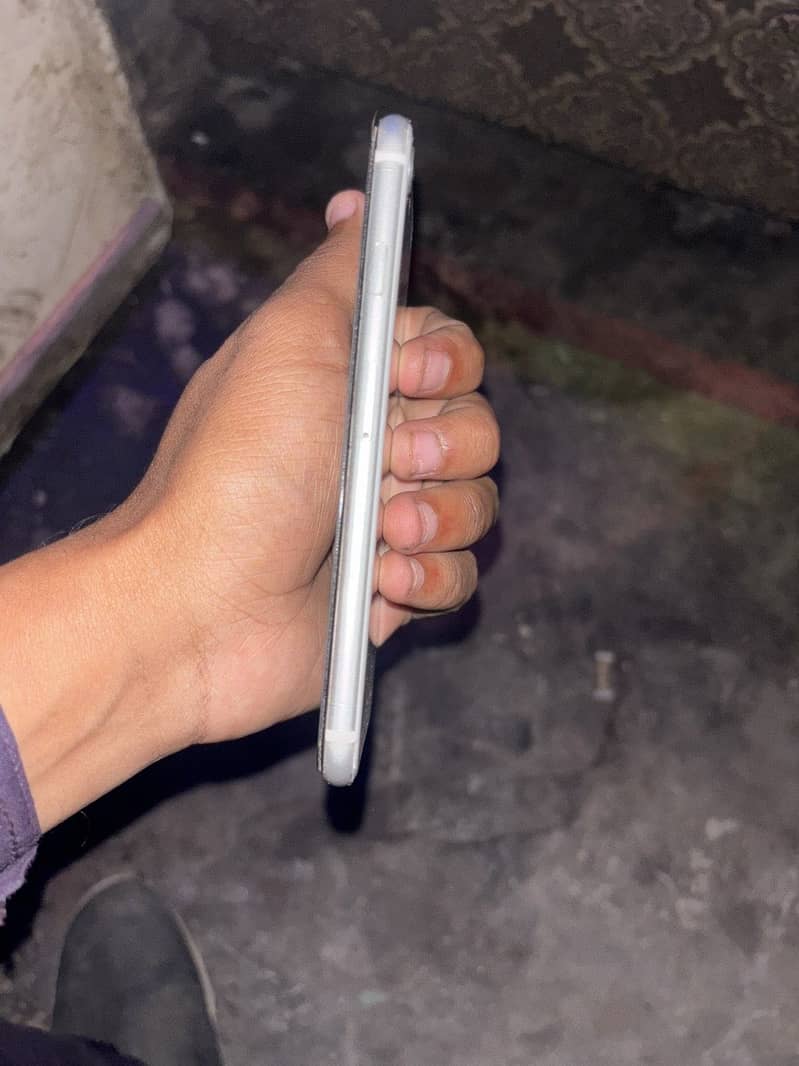 Apple iPhone SE 1