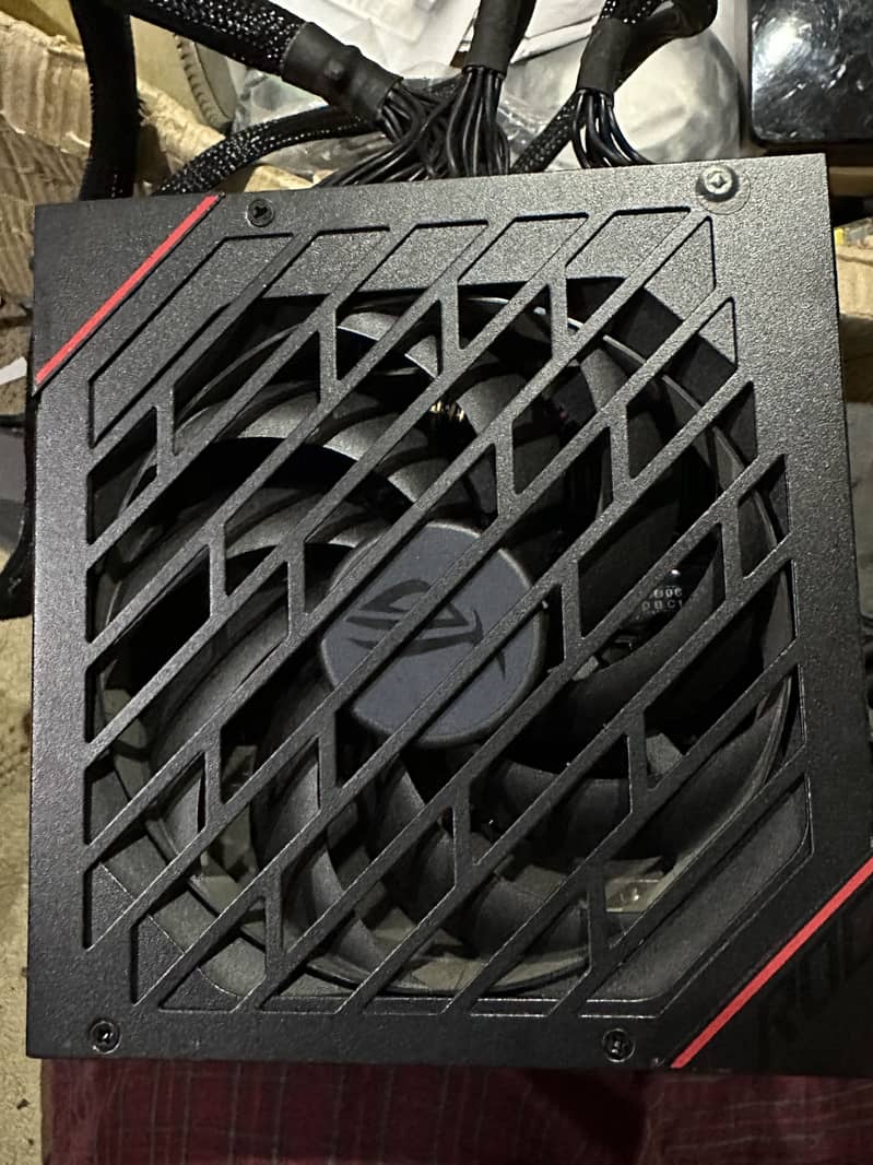 ASUS ROG Strix 550W 80+ Gold Fully Modular Gaming Power Supply ...