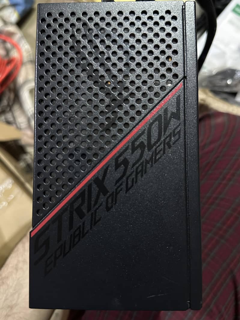 ASUS ROG Strix 550W 80+ Gold Fully Modular Gaming Power Supply ...