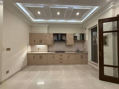 With Gas And Wapda 5 Marla Upper Portion Available For Rent In Park View City Lahore
