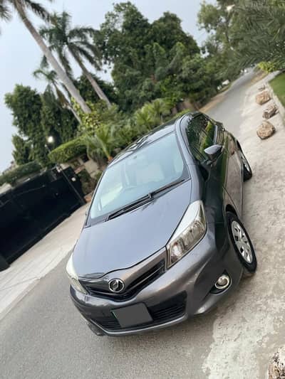 Toyota Vitz 2014