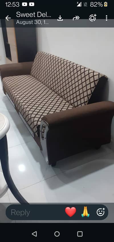 3 seater sofa in excellent condition