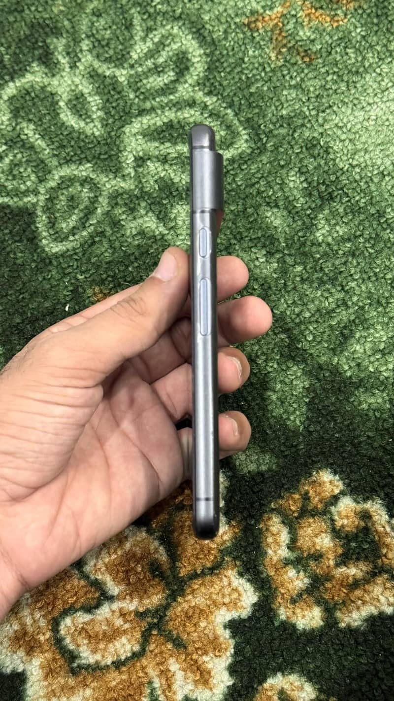 Google Pixel 8 2